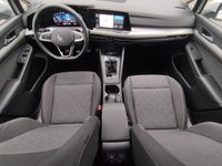 Gebraucht VW Golf VIII Move 116 PS (85 kW) 2024 Oryxweiß perlmutteffekt Limousine