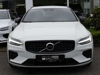 gebraucht Volvo V60 Kombi 2.0 R Design Recharge AWD 1.Hand