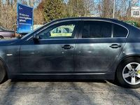 Gebraucht BMW 523 190 PS (139 kW) 2007 Platingrau metallic Limousine