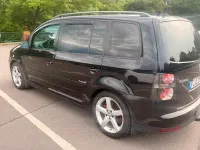 Gebraucht VW Touran 140 PS (102 kW) 2010 Schwarz Van / Kleinbus