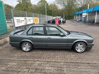 Second-hand BMW 320 Basis 129 CP (94 kW) 1987 Gri Berlinǎ