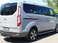 Gebraucht Ford Tourneo 150 PS (110 kW) 2023 Grau Kombi