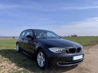 Gebraucht BMW 118 143 PS (105 kW) 2009 Schwarz Kleinwagen
