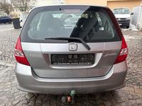 Gebraucht Honda Jazz LS 83 PS (61 kW) 2006 Silber Kleinwagen