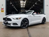 Gebraucht Ford Mustang Convertible 305 PS (224 kW) 2015 Weiß Cabrio