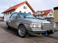 Gebraucht Mercedes 280 185 PS (136 kW) 1982 Silber Coupé