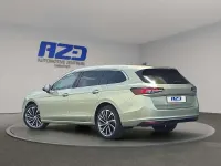 Gebraucht Skoda Superb LAURIN & KLEMENT 204 PS (150 kW) 2024 Ice tea gelb metallic Kombi