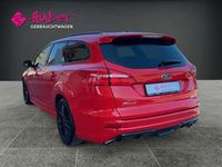 Gebraucht Ford Focus ST-Line 182 PS (133 kW) 2018 Rot Kombi
