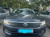 Gebraucht VW Passat 162 PS (119 kW) 2017 Grau Kombi