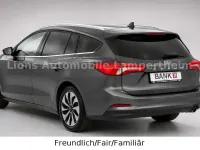 Gebraucht Ford Focus Cool & Connect 125 PS (91 kW) 2019 Grau Kombi