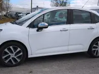 Gebraucht Citroën C3 SELECTION 92 PS (67 kW) 2014 Weiß Limousine