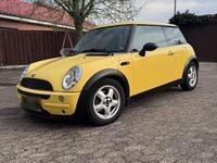 Usado Mini ONE 90 HP (66 kW) 2002 Amarelo Citadino