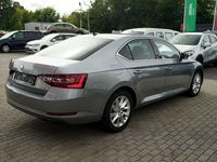 Gebraucht Skoda Superb Style 179 PS (131 kW) 2016 Grau Limousine