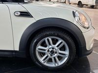 Gebraucht Mini Cooper Chili 122 PS (89 kW) 2012 Weiß Kleinwagen