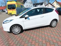 Gebraucht Ford Fiesta Trend 60 PS (44 kW) 2009 Weiß Kleinwagen