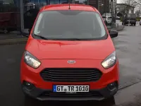 Gebraucht Ford Transit Trend 101 PS (74 kW) 2022 Rot Van / Kleinbus