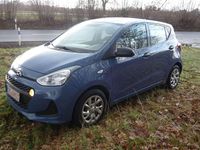 Gebraucht Hyundai i10 Classic 67 PS (49 kW) 2017 Blau Kleinwagen