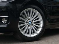 Gebraucht BMW 330 Executive 252 PS (185 kW) 2019 Saphirschwarz metallic Kleinwagen