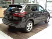 Gebraucht Nissan Qashqai Acenta 131 PS (96 kW) 2018 Black (m) SUV