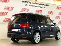 Gebraucht VW Touran Highline 170 PS (125 kW) 2011 Blau Van / Kleinbus