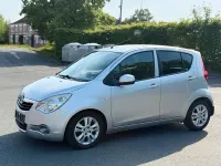 Gebraucht Opel Agila 95 PS (69 kW) 2011 Silber Kleinwagen