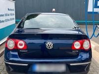 Second-hand VW Passat 150 CP (110 kW) 2005 Albastru Berlinǎ