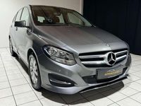 Gebraucht Mercedes B180 Style 122 PS (89 kW) 2016 Grau Van / Kleinbus
