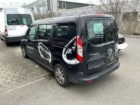 Gebraucht Ford Transit Trend+ 101 PS (74 kW) 2024 Obsidianschwarz metallic Kombi