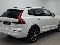 Gebraucht Volvo XC60 197 PS (144 kW) 2024 Crystal white (metallic) SUV