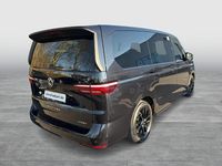 Gebraucht VW Multivan Life 218 PS (160 kW) 2022 Deep black perleffekt Van