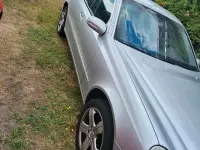 Gebraucht Mercedes E220 150 PS (110 kW) 2002 Grau Limousine