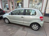 Gebraucht VW Fox Style 60 PS (44 kW) 2011 Grün Kleinwagen