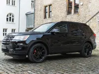 Używany Ford Explorer XLT 299 KM (219 kW) 2018 Czarny SUV