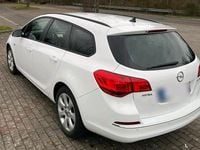 Gebraucht Opel Astra 140 PS (102 kW) 2015 Weiß Kombi