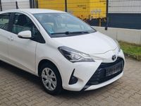 gebraucht Toyota Yaris 1,0-l-VVT-i Launch Edition