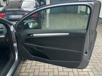 Gebraucht Opel Astra 190 PS (139 kW) 2007 Grau Kleinwagen