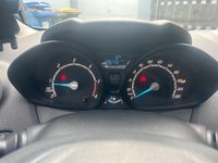 Gebraucht Ford Fiesta 81 PS (59 kW) 2016 Weiß Kleinwagen