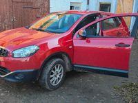 Second-hand Nissan Qashqai 115 CP (84 kW) 2010 Roșu SUV