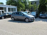 Gebraucht Mercedes B180 122 PS (89 kW) 2015 Grau Kleinwagen
