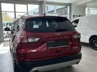 Gebraucht Ford Kuga Titanium 224 PS (164 kW) 2023 Lucidrot metallic (metallic) SUV