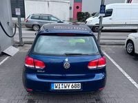 Używany VW Golf VII 80 KM (58 kW) 2012 Niebieski Sedan/Limuzyna