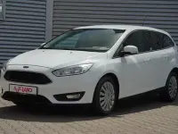 Gebraucht Ford Focus 120 PS (88 kW) 2018 Weiß Kombi