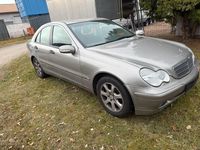Gebraucht Mercedes C180 143 PS (105 kW) 2002 Limousine