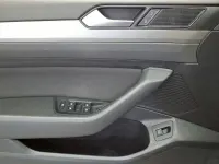 Gebraucht VW Passat 150 PS (110 kW) 2022 Mangangrau metallic Kombi