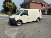Gebraucht VW Transporter 150 PS (110 kW) 2018 Weiß Van