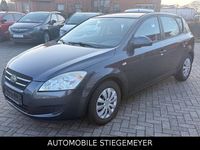 Gebraucht Kia Ceed 109 PS (80 kW) 2009 Grau Kleinwagen