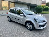 Gebraucht Renault Clio II Dynamique 111 PS (81 kW) 2008 Silber Limousine