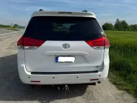 Gebraucht Toyota Sienna XLE 266 PS (195 kW) 2012 Weiß Van / Kleinbus