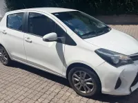 Gebraucht Toyota Yaris 69 PS (50 kW) 2016 Weiß Kleinwagen