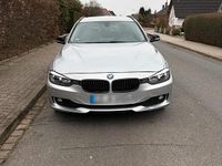 Gebraucht BMW 318 150 PS (110 kW) 2017 Silber Kombi
